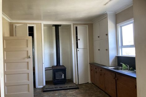 Photo of property in State Highway 3, Mimi, Urenui, 4377