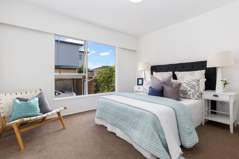 Photo of property in 1/3 Cromdale Avenue, Highland Park, Auckland, 2010
