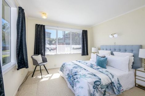 Photo of property in 26 Pine Ridge Terrace, Hauraki, Auckland, 0622