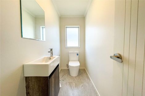 Photo of property in 6 Sai Ridge Close, Pukekohe, 2120