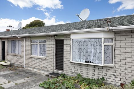 Photo of property in 2/297 Ruahine Street, Terrace End, Palmerston North, 4410