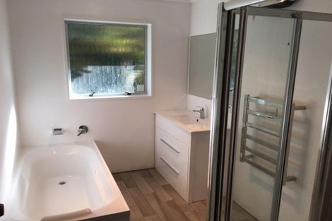 Photo of property in 27 Sargood Drive, Wanaka, 9305