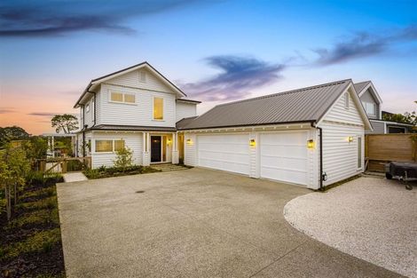 Photo of property in 6 William Blake Way, Riverhead, 0820