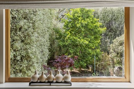 Photo of property in 12 Palm Grove, Berhampore, Wellington, 6023