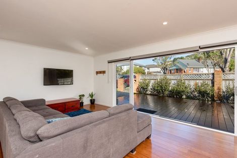 Photo of property in 18 Sim Street, Johnsonville, Wellington, 6037