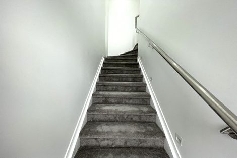 Photo of property in 8/7 Glen Road, Ranui, Auckland, 0612