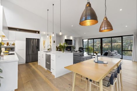 Photo of property in 3 Mcqueen Place, Arthurs Point, Queenstown, 9371