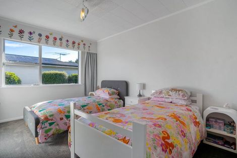 Photo of property in 24 Great North Road, Winton, 9720