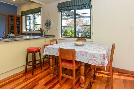 Photo of property in 14 Goodger Street, Waipukurau, 4200