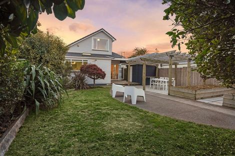 Photo of property in 87 Edward Avenue, Edgeware, Christchurch, 8013