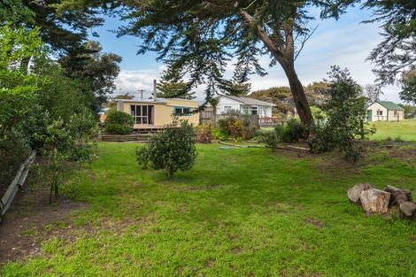 Photo of property in 24 Hunia Terrace, Himatangi Beach, Foxton, 4891