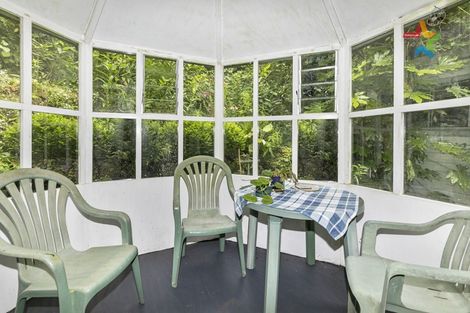 Photo of property in 32 Ferry Road, Days Bay, Lower Hutt, 5013