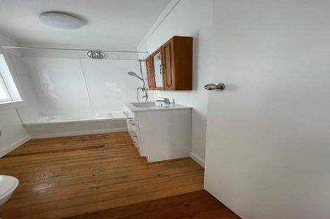 Photo of property in 86 Aroha Avenue, Sandringham, Auckland, 1025