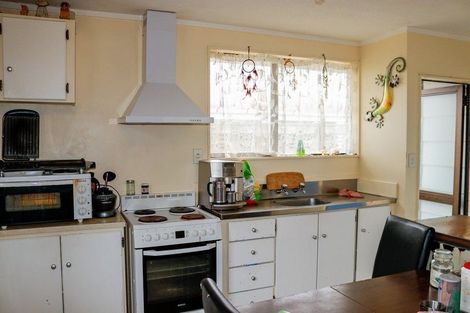 Photo of property in 12a Karyn Street, Castlecliff, Whanganui, 4501