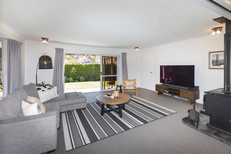 Photo of property in 23 Cherrywood Place, Redwood, Christchurch, 8051