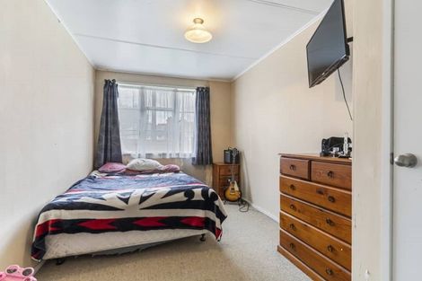 Photo of property in 47 Arimu Road, Papakura, 2110