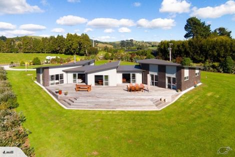 Photo of property in 1 Wilson Road, Urenui, 4375