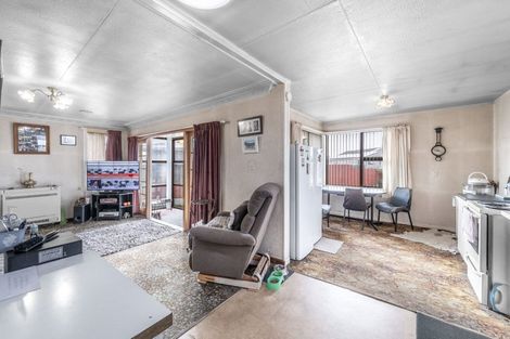 Photo of property in 12 Anderson Place, East Gore, Gore, 9710