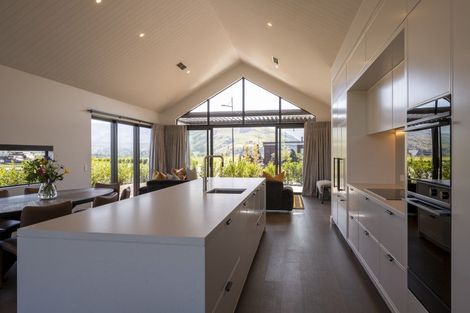 Photo of property in Kawarau Heights, 22 Kawarau Heights Boulevard, Lake Hayes, Queenstown, 9304