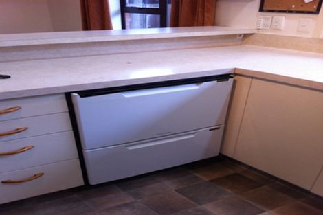 Photo of property in 4 Haynes Avenue, Upper Riccarton, Christchurch, 8041