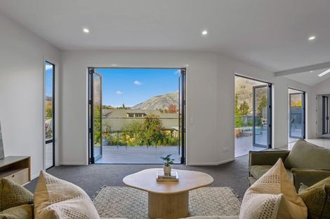 Photo of property in 4 Lindmore Lane, Lower Shotover, Queenstown, 9371