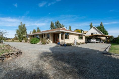 Photo of property in 7165 Wedderburn-becks Road, Wedderburn, Ranfurly, 9395