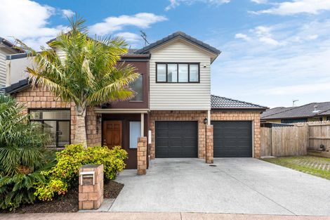 Photo of property in 12 Derg Place, East Tamaki, Auckland, 2013