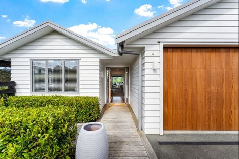Photo of property in 4 Penney Rise, Matakana, 0985