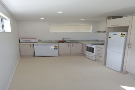 Photo of property in 5 Brydon Way, Paparangi, Wellington, 6037