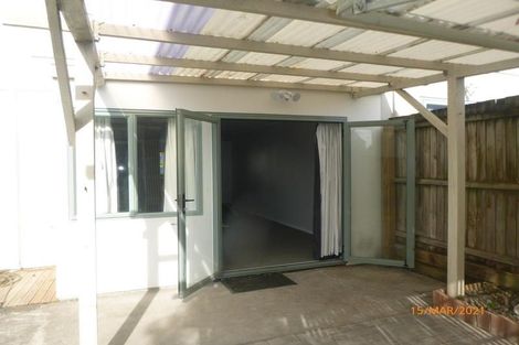 Photo of property in 19 Stephen Avenue, Henderson, Auckland, 0610