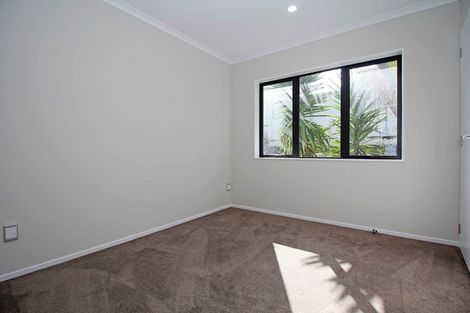 Photo of property in 2/14 Plunket Avenue, Petone, Lower Hutt, 5012