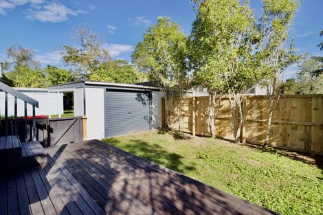 Photo of property in 1/64 Borich Road, Sunnyvale, Auckland, 0612