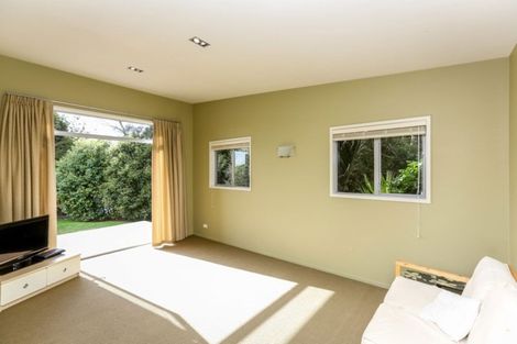 Photo of property in 55b Shelter Grove, Frankleigh Park, New Plymouth, 4310