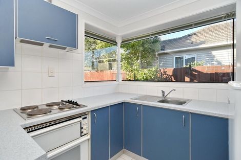 Photo of property in 2 Sawyers Arms Road, Northcote, Christchurch, 8052