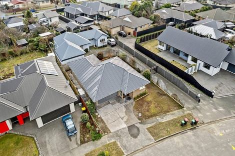 Photo of property in 32 Surfers Place, North New Brighton, Christchurch, 8083