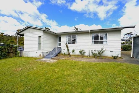 Photo of property in 20 Camphora Place, Ranui, Auckland, 0612