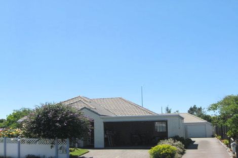 Photo of property in 1/1 Kintyre Drive, Broomfield, Christchurch, 8042