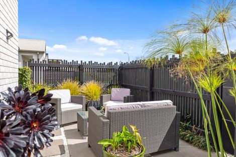 Photo of property in 21 Jacob Street, Brookfield, Tauranga, 3110