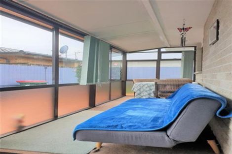 Photo of property in 3/187 Carrington Street, Lower Vogeltown, New Plymouth, 4310