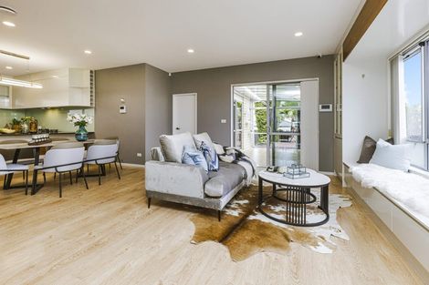 Photo of property in 399 Ormiston Road, Flat Bush, Auckland, 2019