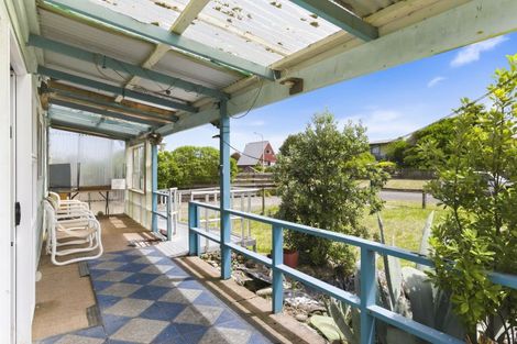Photo of property in 7 Takitimu Street, Waitarere Beach, Levin, 5510