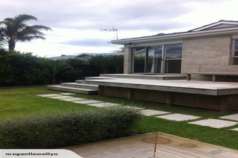 Photo of property in 2/230 Point Chevalier Road, Point Chevalier, Auckland, 1022