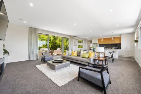 Photo of property in 7 Trident Place, Shelly Park, Auckland, 2014