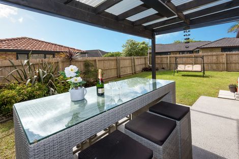 Photo of property in 12 Derg Place, East Tamaki, Auckland, 2013