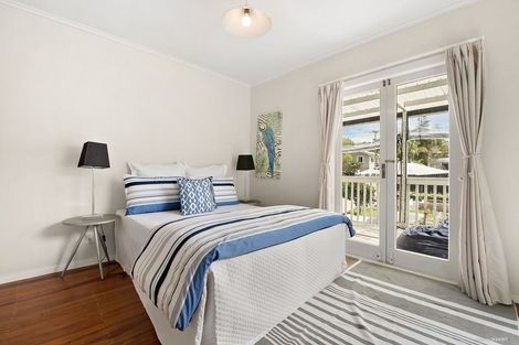 Photo of property in 12 Killarney Avenue, Torbay, Auckland, 0630