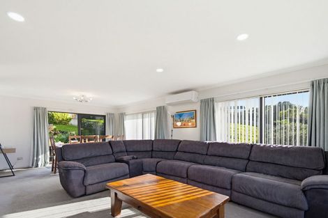 Photo of property in 40 Te Kauri Place, Helensville, 0800