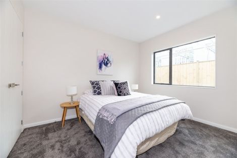 Photo of property in 11 Reserva Crescent, Kumeu, 0810