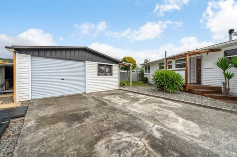 Photo of property in 27a Ebdentown Street, Ebdentown, Upper Hutt, 5018