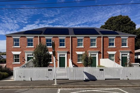 Photo of property in 30 Hargest Crescent, Saint Kilda, Dunedin, 9012
