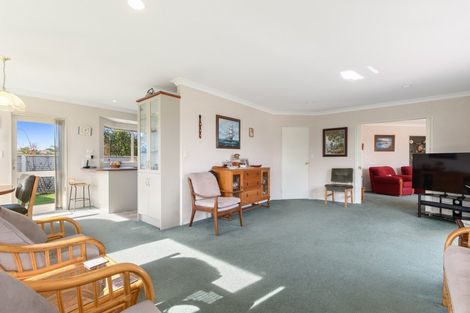 Photo of property in 2 Botany Place, Ohauiti, Tauranga, 3112